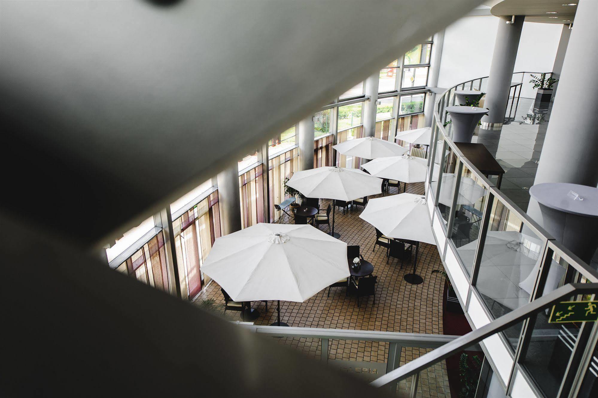 Hotel Aspel Krasków Eksteriør bilde