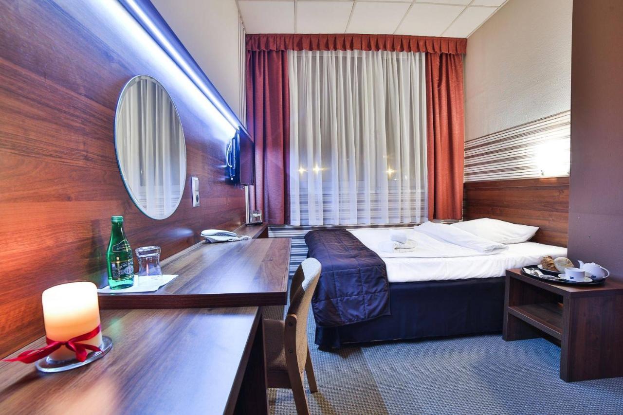 Hotel Aspel Krasków Eksteriør bilde