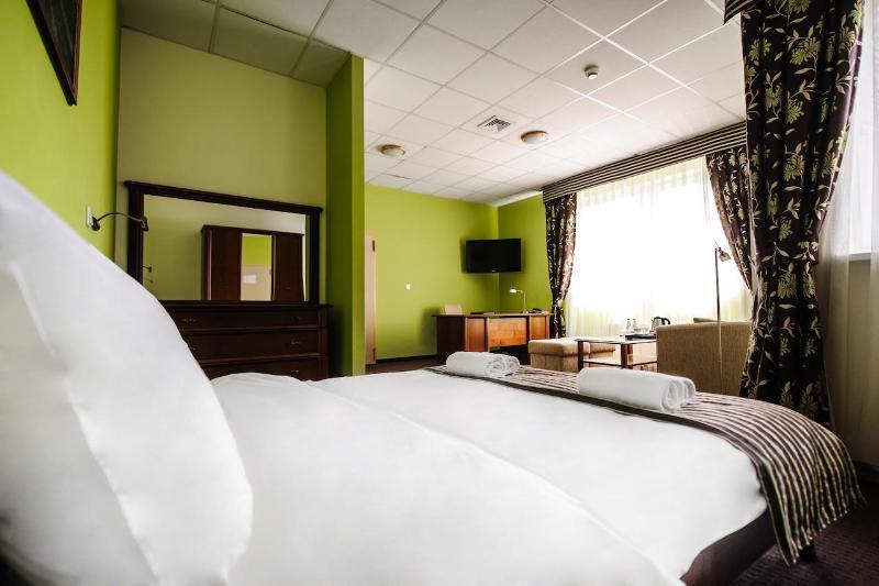 Hotel Aspel Krasków Eksteriør bilde